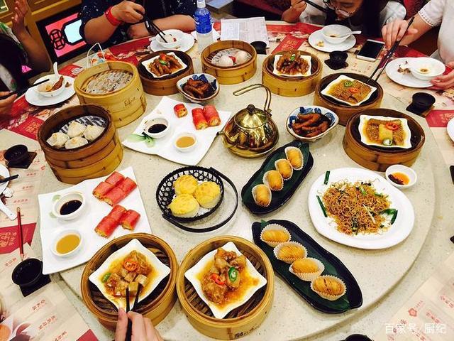广东的&ldquo;早茶&rdquo;是喝茶呢